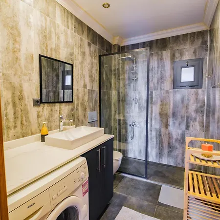 Apartment Stylish Modern Hideout In *